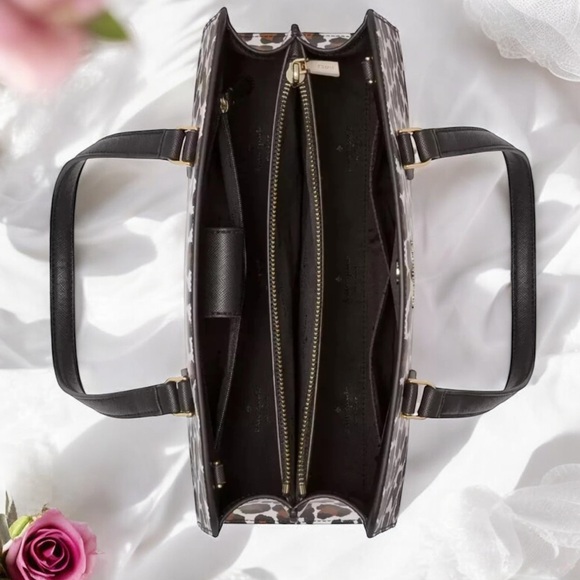 Kate Spade Perry Medium
Satchel Bag Leopard KI380
Animal $399 MSRP - Picture 6 of 17